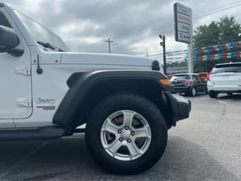 More photos of 2021 Jeep Wrangler Unlimited Sport S at Farris Jeep - Morristown, TN