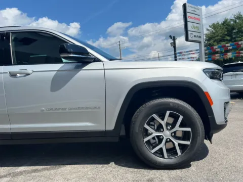 More photos of 2025 Jeep Grand Cherokee L Limited at Farris Jeep - Morristown, TN