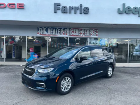 Blue 2025 Chrysler Pacifica Select for sale in Morristown, TN