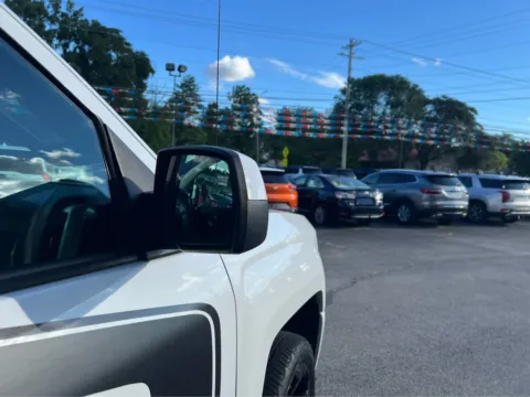 More photos of 2016 Chevrolet Silverado 1500 LT at Farris Jeep - Morristown, TN
