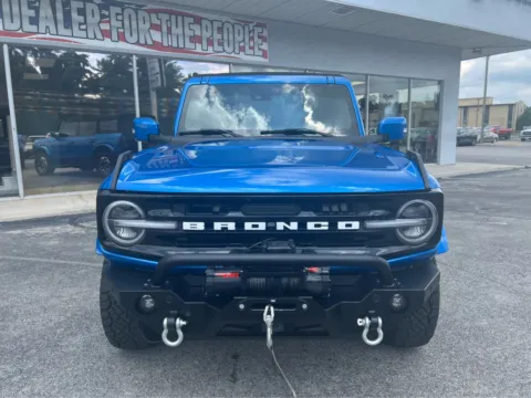 Photos of 2022 Ford Bronco Outer Banks for sale in Morristown, TN at Farris Jeep - Morristown
