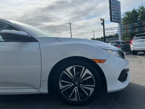 More photos of 2016 Honda Civic EX-T at Farris Jeep - Morristown, TN
