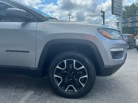More photos of 2020 Jeep Compass Trailhawk at Farris Jeep - Morristown, TN