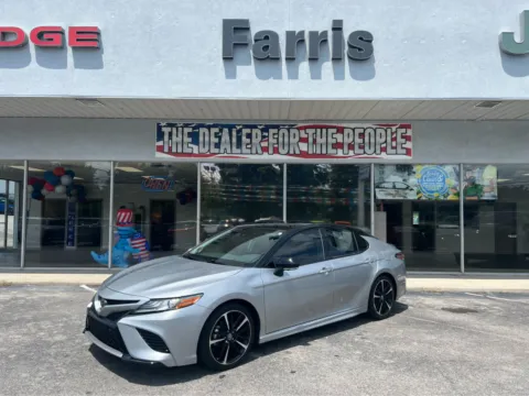 Black 2019 Toyota Camry XSE V6 for sale in Morristown, TN