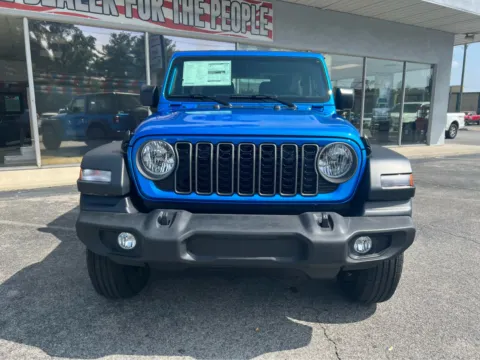 Photos of 2025 Jeep Wrangler Sport for sale in Morristown, TN at Farris Jeep - Morristown
