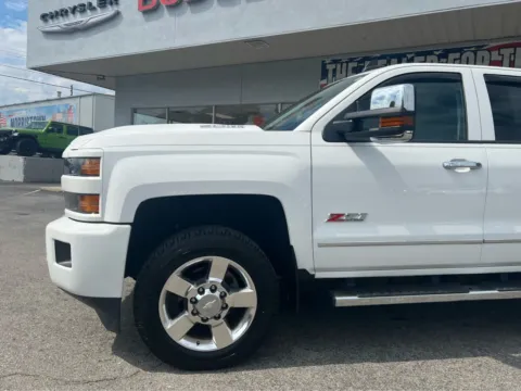 Photos of 2018 Chevrolet Silverado 2500HD LT for sale in Morristown, TN at Farris Jeep - Morristown