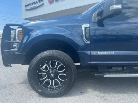 Photos of 2019 Ford Super Duty F-250 SRW XLT for sale in Morristown, TN at Farris Jeep - Morristown