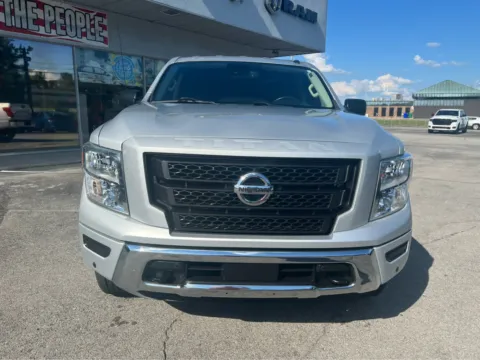 Photos of 2020 Nissan Titan SV for sale in Morristown, TN at Farris Jeep - Morristown