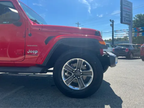 More photos of 2019 Jeep Wrangler Unlimited Sahara at Farris Jeep - Morristown, TN
