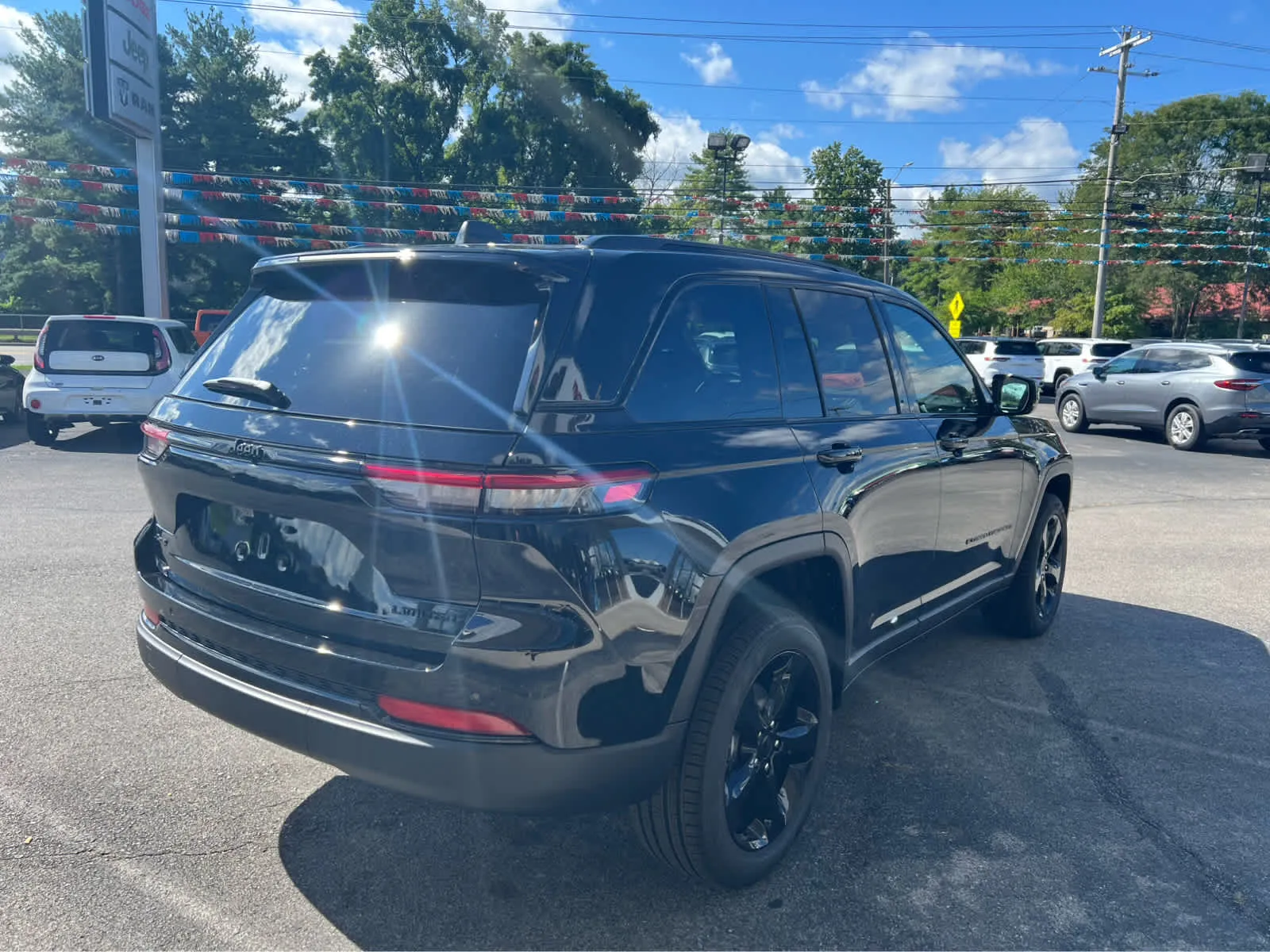 2025 Jeep Grand Cherokee Limited - Photo 6