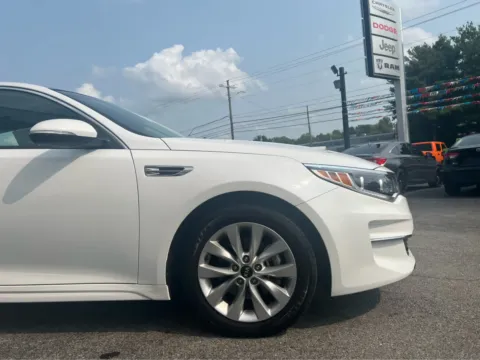 More photos of 2016 Kia Optima EX at Farris Jeep - Morristown, TN