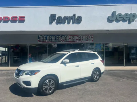 White 2017 Nissan Pathfinder SL for sale in Morristown, TN