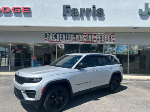 Silver 2024 Jeep Grand Cherokee Altitude X for sale in Morristown, TN