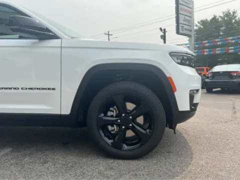More photos of 2025 Jeep Grand Cherokee L Limited at Farris Jeep - Morristown, TN