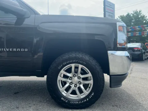 More photos of 2018 Chevrolet Silverado 1500 LT at Farris Jeep - Morristown, TN