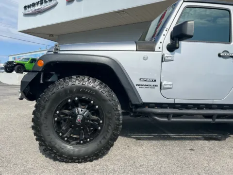 Photos of 2016 Jeep Wrangler Unlimited Sport for sale in Morristown, TN at Farris Jeep - Morristown