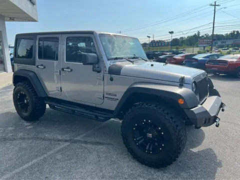 More photos of 2016 Jeep Wrangler Unlimited Sport at Farris Jeep - Morristown, TN