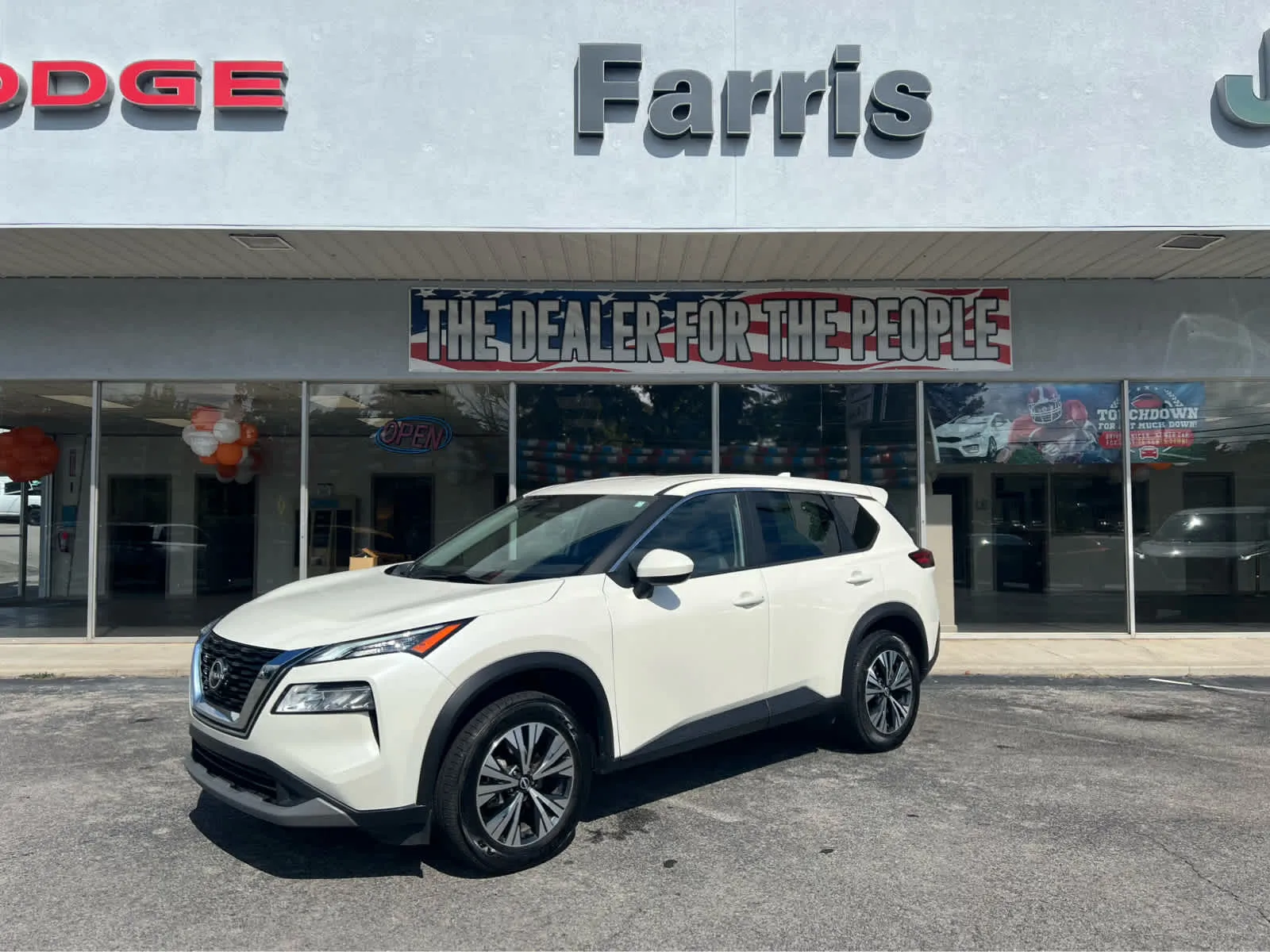 White 2023 Nissan Rogue SV for sale in Morristown, TN