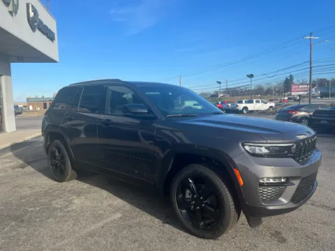 More photos of 2025 Jeep Grand Cherokee Limited at Farris Jeep - Morristown, TN