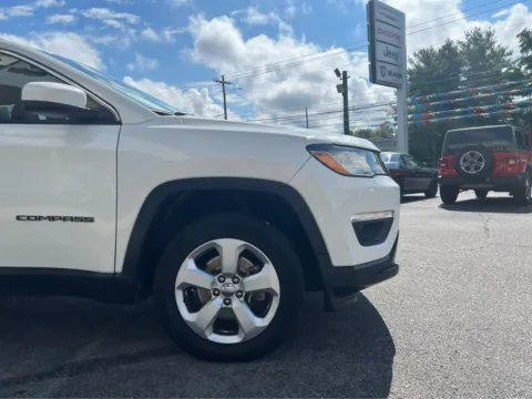 More photos of 2018 Jeep Compass Latitude at Farris Jeep - Morristown, TN