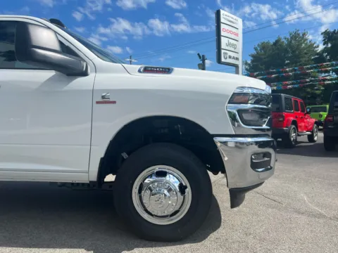 More photos of 2026 Ram 3500 Tradesman at Farris Jeep - Morristown, TN