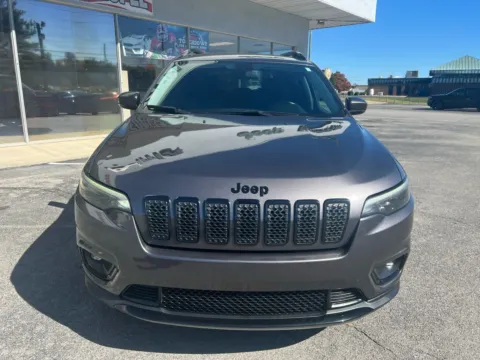 Another view of 2019 Jeep Cherokee Altitude for sale in Morristown, TN at Farris Jeep - Morristown