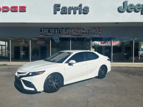 White 2022 Toyota Camry SE for sale in Morristown, TN