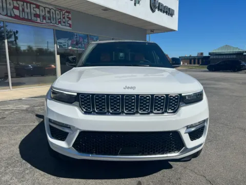 Another view of 2025 Jeep Grand Cherokee Summit Reserve for sale in Morristown, TN at Farris Jeep - Morristown