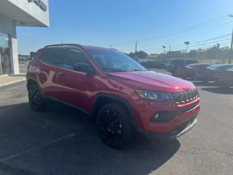 More photos of 2026 Jeep Compass Latitude Altitude at Farris Jeep - Morristown, TN