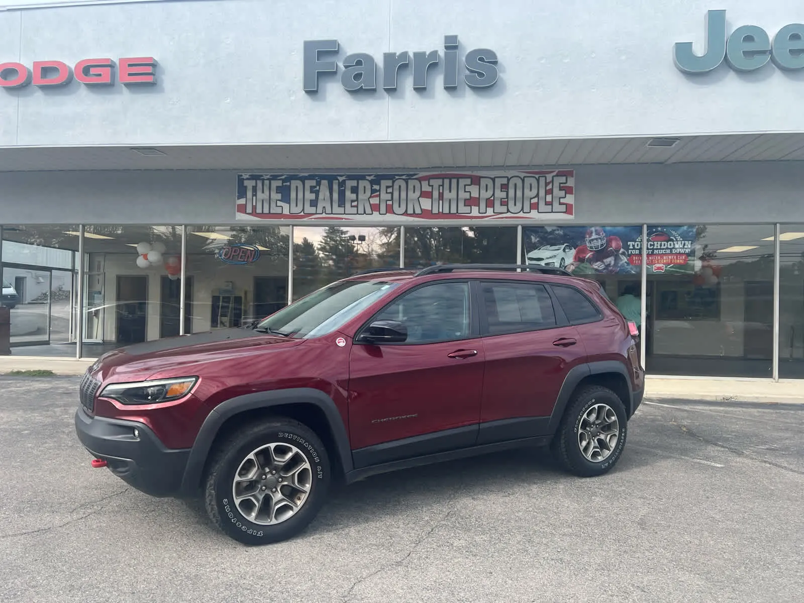 Red 2022 Jeep Cherokee Trailhawk for sale in Morristown, TN