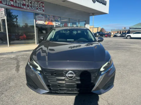 Another view of 2023 Nissan Altima 2.5 SV for sale in Morristown, TN at Farris Jeep - Morristown