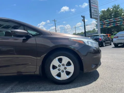 More photos of 2018 Kia Forte LX at Farris Jeep - Morristown, TN