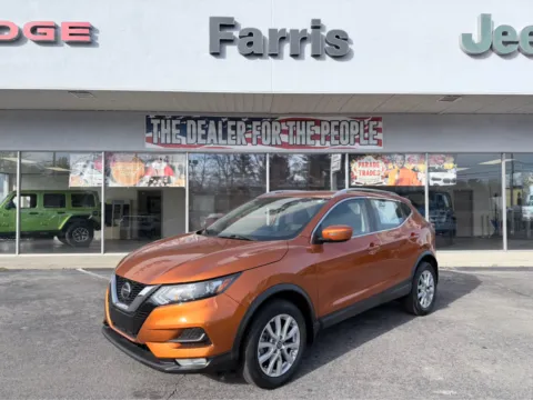 Orange 2022 Nissan Rogue Sport SV for sale in Morristown, TN