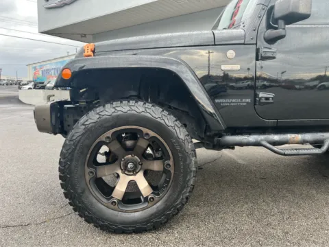 Photos of 2017 Jeep Wrangler Unlimited 75th Anniversary for sale in Morristown, TN at Farris Jeep - Morristown