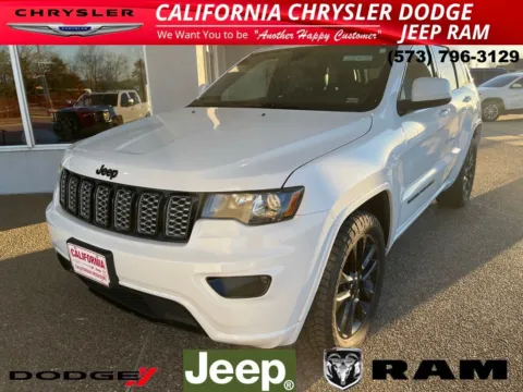 White 2020 Jeep Grand Cherokee Altitude for sale in California, MO