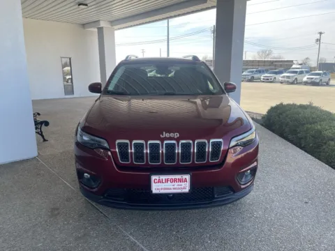 Photos of 2021 Jeep Cherokee Latitude Lux for sale in California, MO at California Chrysler Dodge Jeep Ram