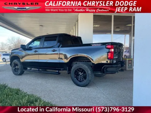 More photos of 2021 Chevrolet Silverado 1500 Custom Trail Boss at California Chrysler Dodge Jeep Ram, MO