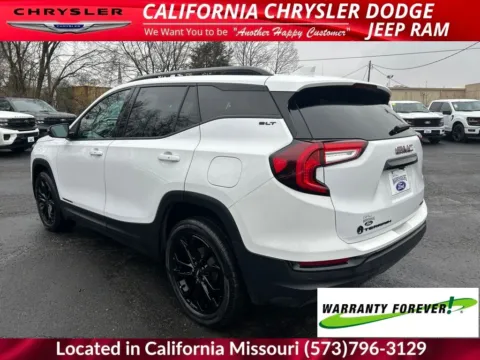 More photos of 2022 GMC Terrain SLT at California Chrysler Dodge Jeep Ram, MO