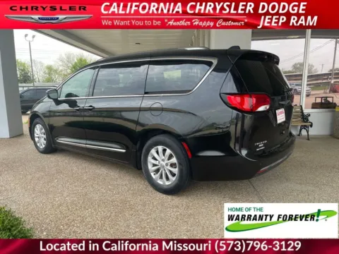 More photos of 2018 Chrysler Pacifica Touring L Plus at California Chrysler Dodge Jeep Ram, MO