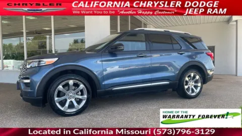 More photos of 2020 Ford Explorer Platinum at California Chrysler Dodge Jeep Ram, MO