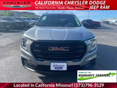 Photos of 2024 GMC Terrain SLT for sale in California, MO at California Chrysler Dodge Jeep Ram