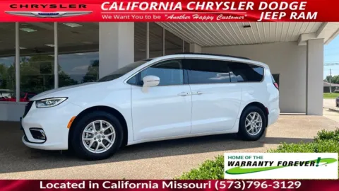 More photos of 2022 Chrysler Pacifica Touring L at California Chrysler Dodge Jeep Ram, MO