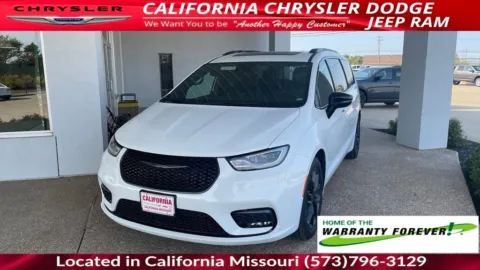 White 2025 Chrysler Pacifica Limited for sale in California, MO