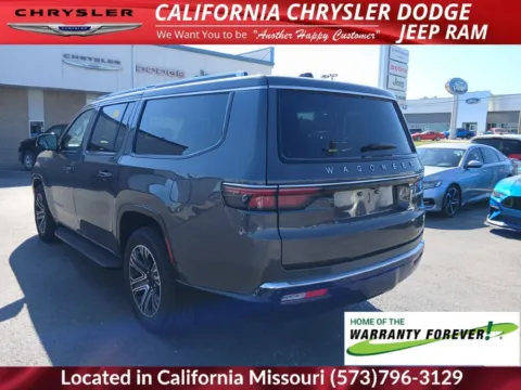 More photos of 2024 Jeep Wagoneer L Series II at California Chrysler Dodge Jeep Ram, MO