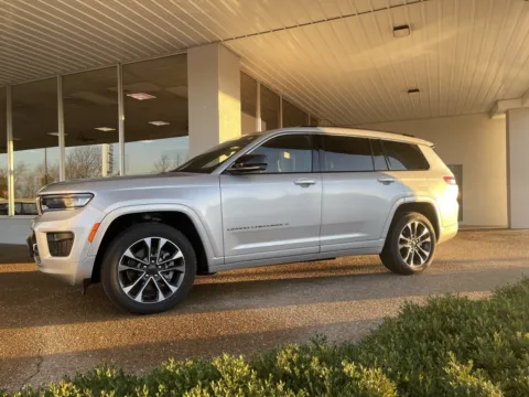 More photos of 2021 Jeep Grand Cherokee L Overland at California Chrysler Dodge Jeep Ram, MO