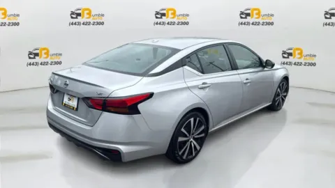 More photos of 2022 Nissan Altima 2.5 SR Sedan 4D at Bumble Auto - Ellicott City, MD