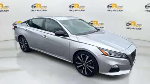 Another view of 2022 Nissan Altima 2.5 SR Sedan 4D for sale in Ellicott City, MD at Bumble Auto - Ellicott City