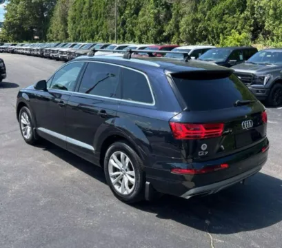 Photos of 2017 Audi Q7 3.0T Premium Plus Sport Utility 4D for sale in Ellicott City, MD at Bumble Auto - Ellicott City