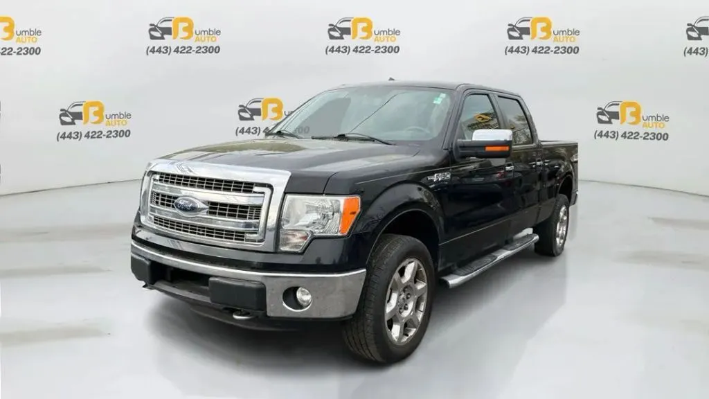 2014 Ford F-150 SuperCrew Cab XLT Pickup 4D 5 1/2 ft