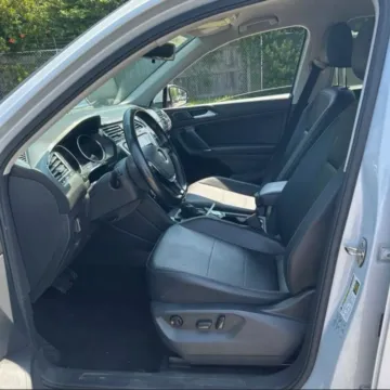 Another view of 2018 Volkswagen Tiguan 2.0T SE Sport Utility 4D for sale in Ellicott City, MD at Bumble Auto - Ellicott City